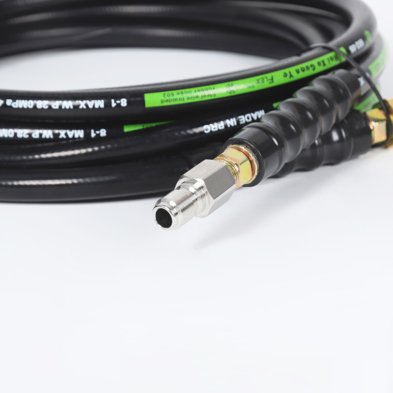 Desobstruir tubos de água de alta pressão em esgotos domésticos