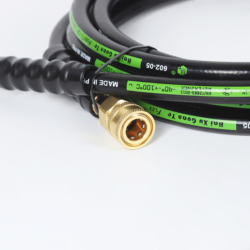 Desobstruir tubos de água de alta pressão em esgotos domésticos